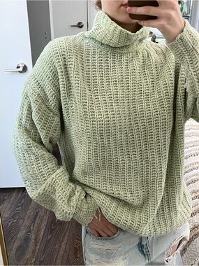LAPOINTE Pastel Green Turtleneck Knit Light Summer Sweater
